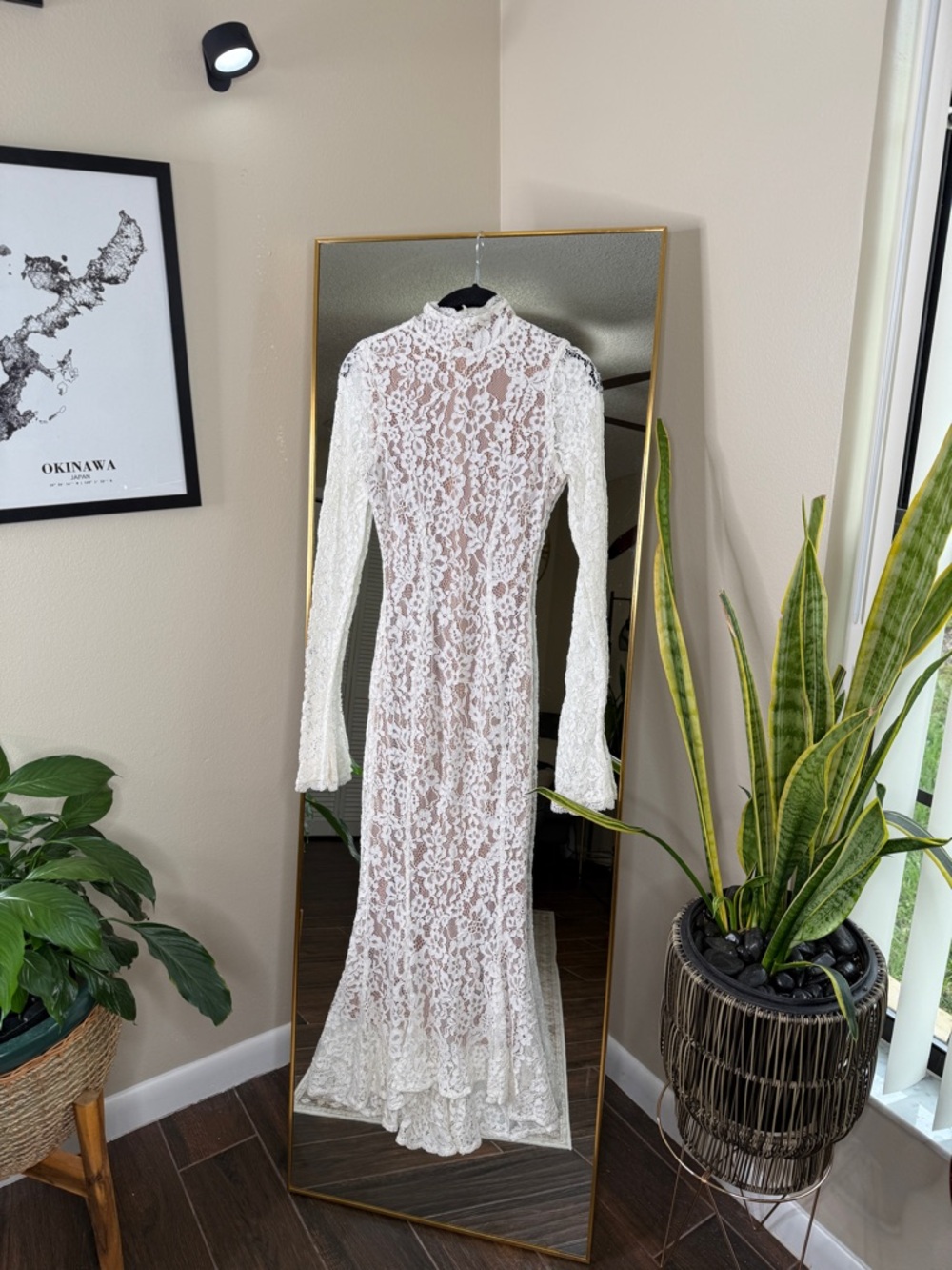 HOUSE OF CB 'Sophia' Vintage Ivory Lace Fitted Midi Dress NWOT - Picture 6 of 8
